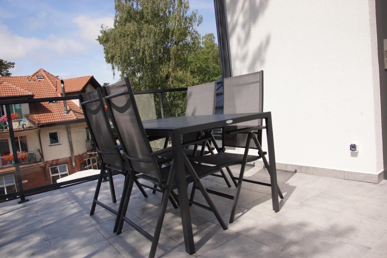 Apartament Grunwaldzka 105 Z Tarasem 5O M Do Plazy Pobierowo Dış mekan fotoğraf