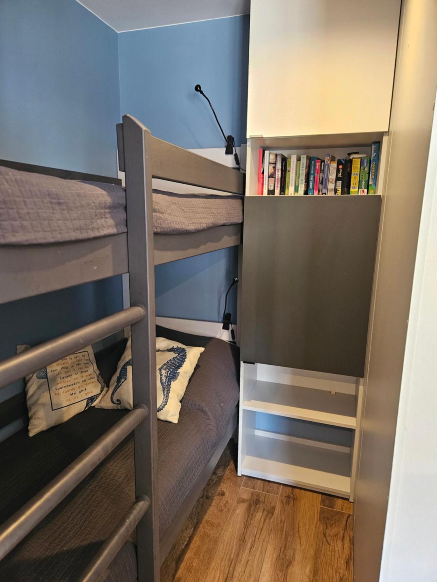 Apartament Grunwaldzka 105 Z Tarasem 5O M Do Plazy Pobierowo Dış mekan fotoğraf